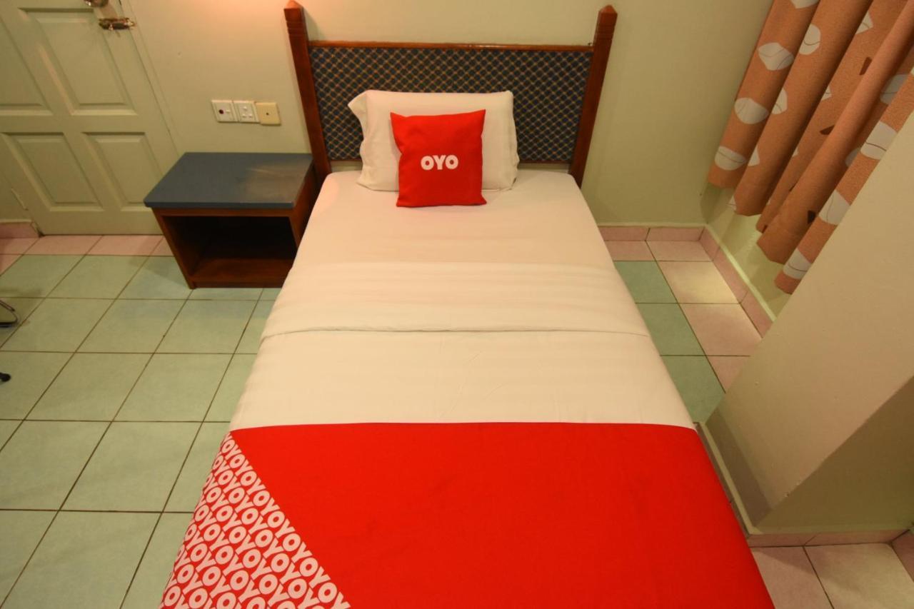 Oyo 89642 Highway Inn Mukah Kültér fotó